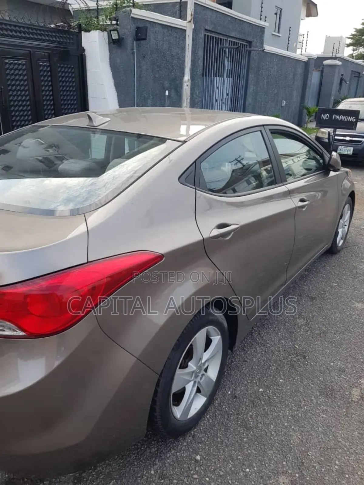 Hyundai Elantra 2012 Gray