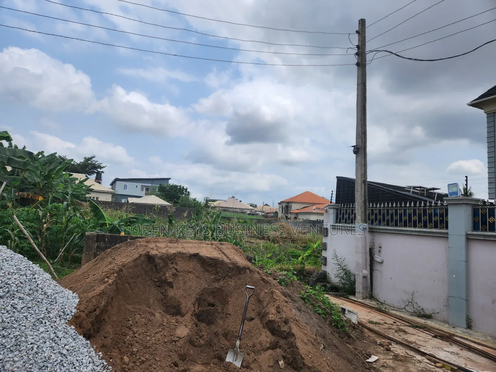 1,300sqm in Well Gated Estate of Emmanuel Estate,Iletuntun