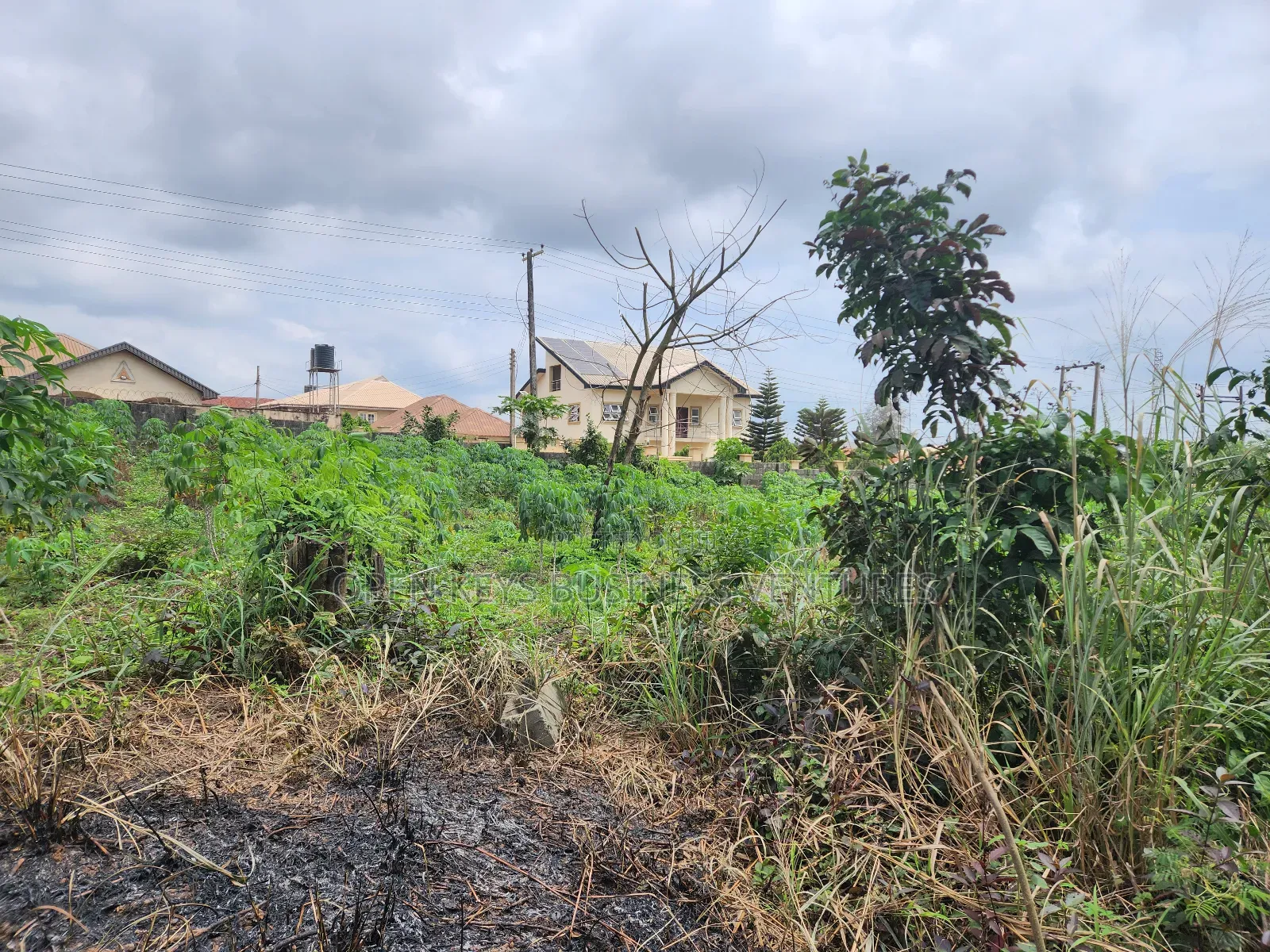 439sqm In Well Gated Estate, Dss Iletuntun Jericho Extension