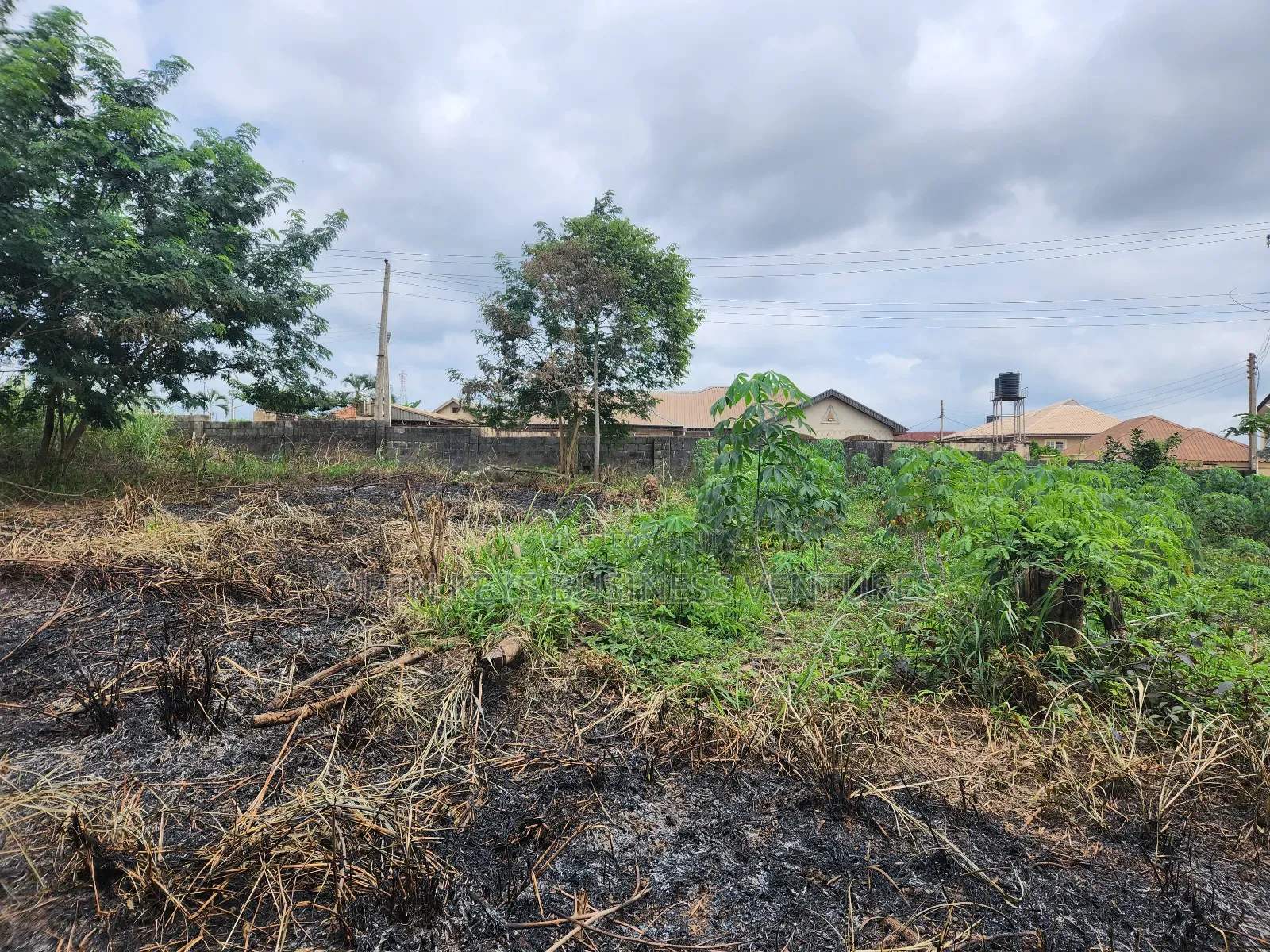 439sqm In Well Gated Estate, Dss Iletuntun Jericho Extension