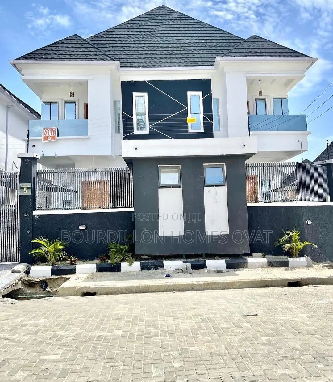 4bdrm Duplex in Orchid, Lekki for sale