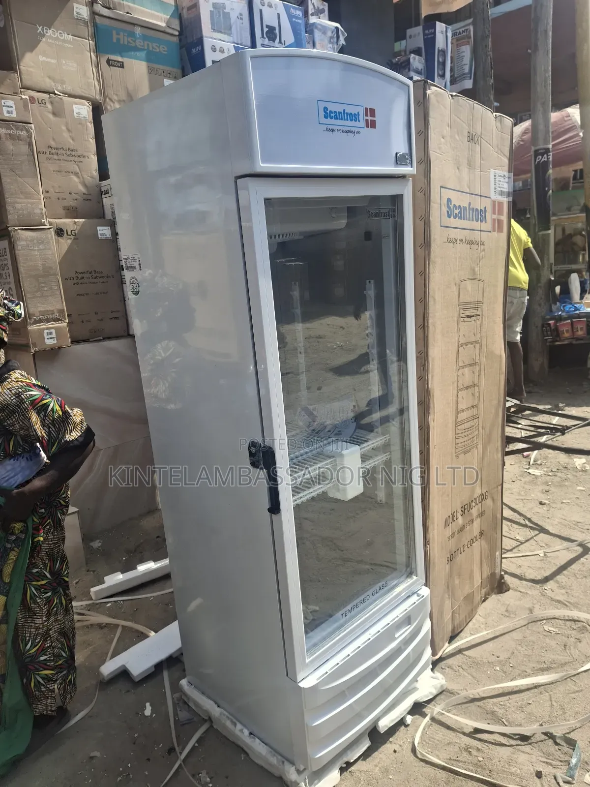 Scanfrost Showcase Bottle Coolerr - 300 Litres