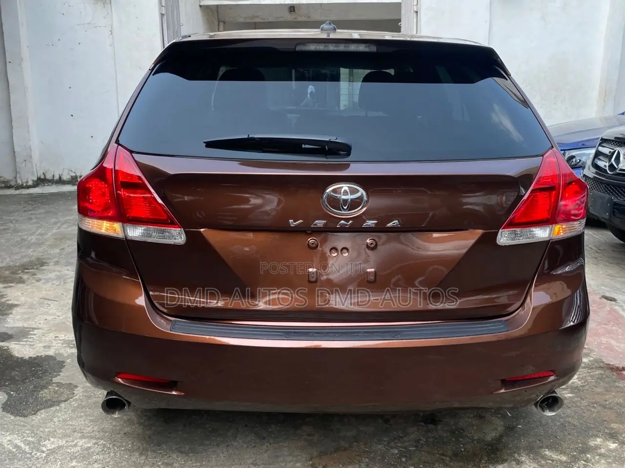 Toyota Venza V6 AWD 2010 Gold