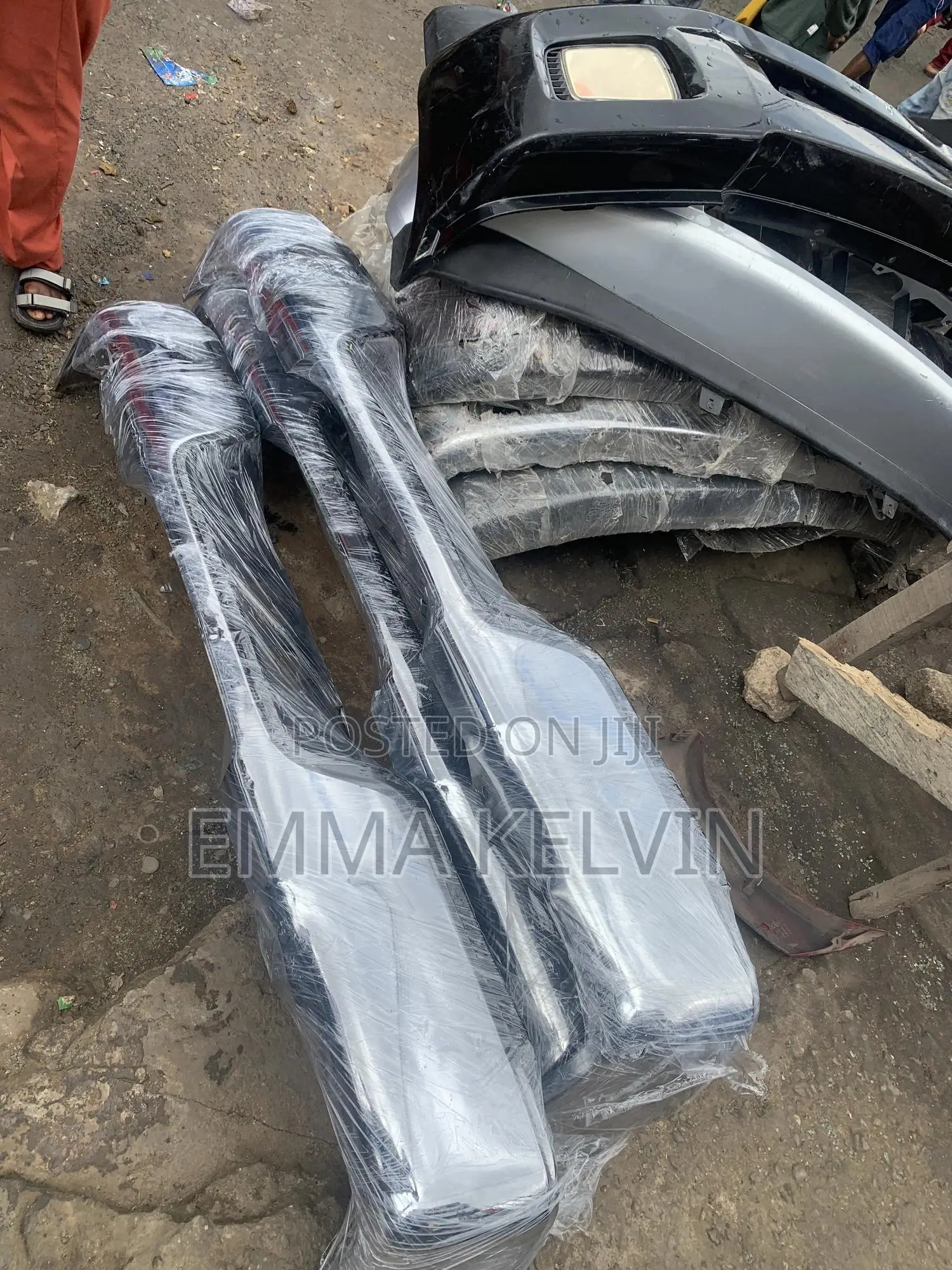 Complete Back Bumper for Toyota Tundra 2012 Model