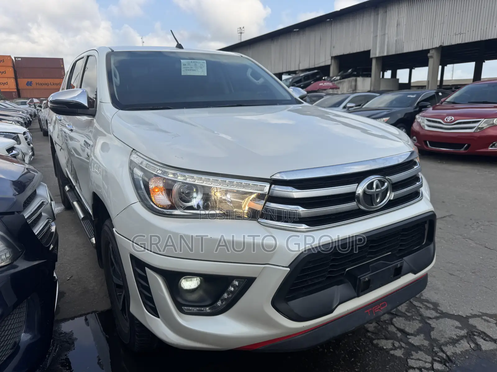 Toyota Hilux Rugged 4x4 2018 White