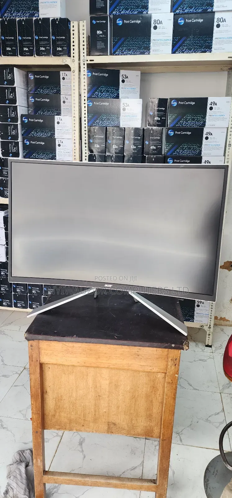 Acer 32inches Curved Monitor 1080p