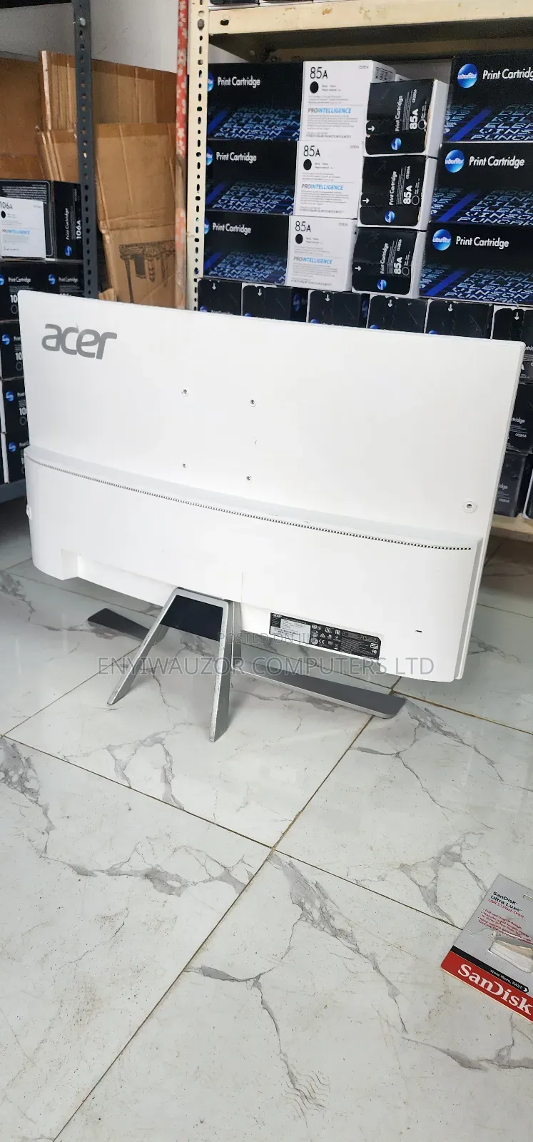 Acer 32inches Curved Monitor 1080p