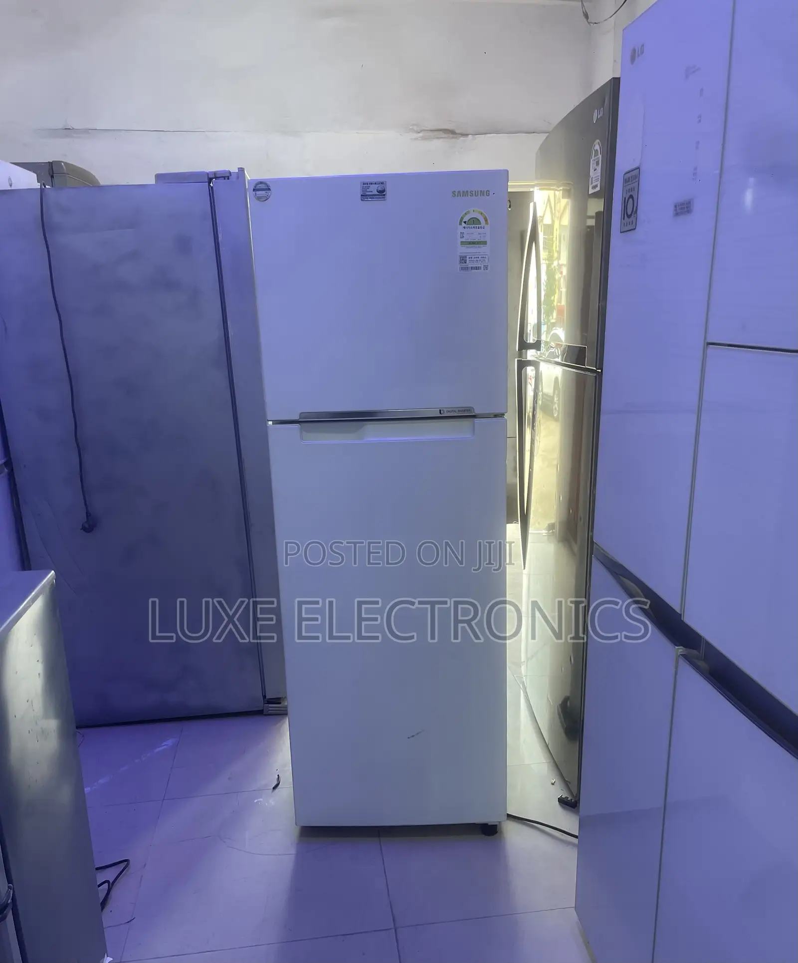 Samsung 300liters Digital Inverter Double Door Refrigerator