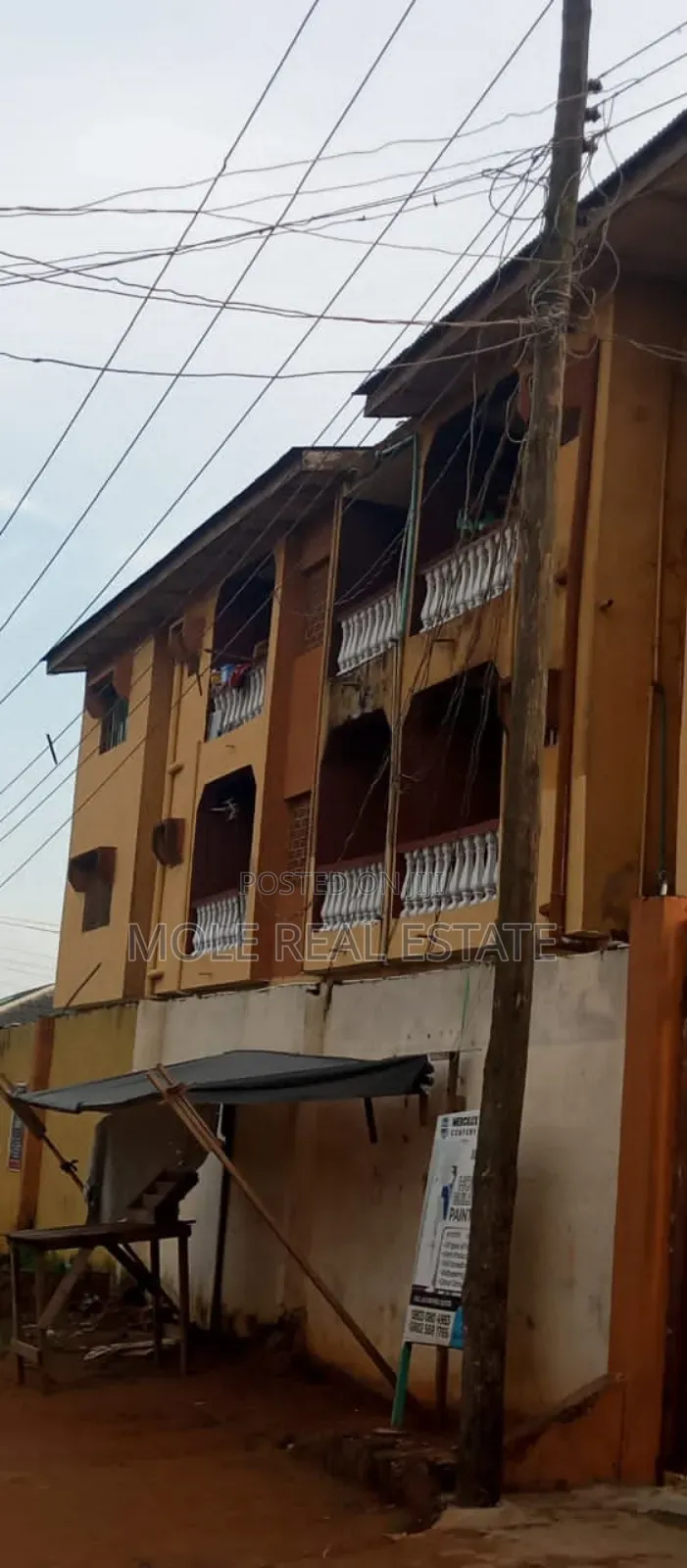 Furnished 3bdrm Block of Flats in Ikotun, Abaranje for sale