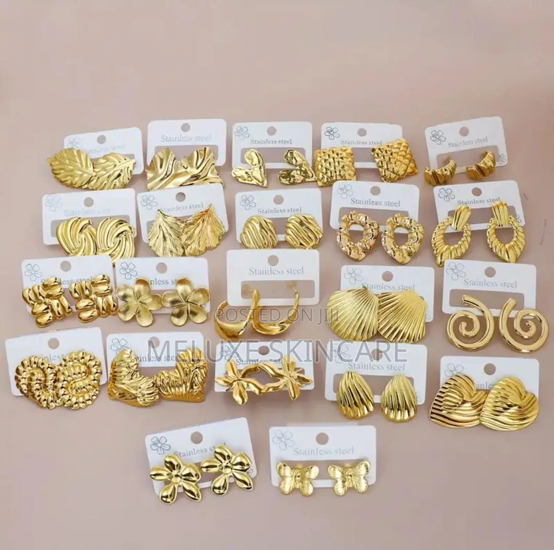 Random Styles,304 Stainlesssteel Golden Pattern Earrings