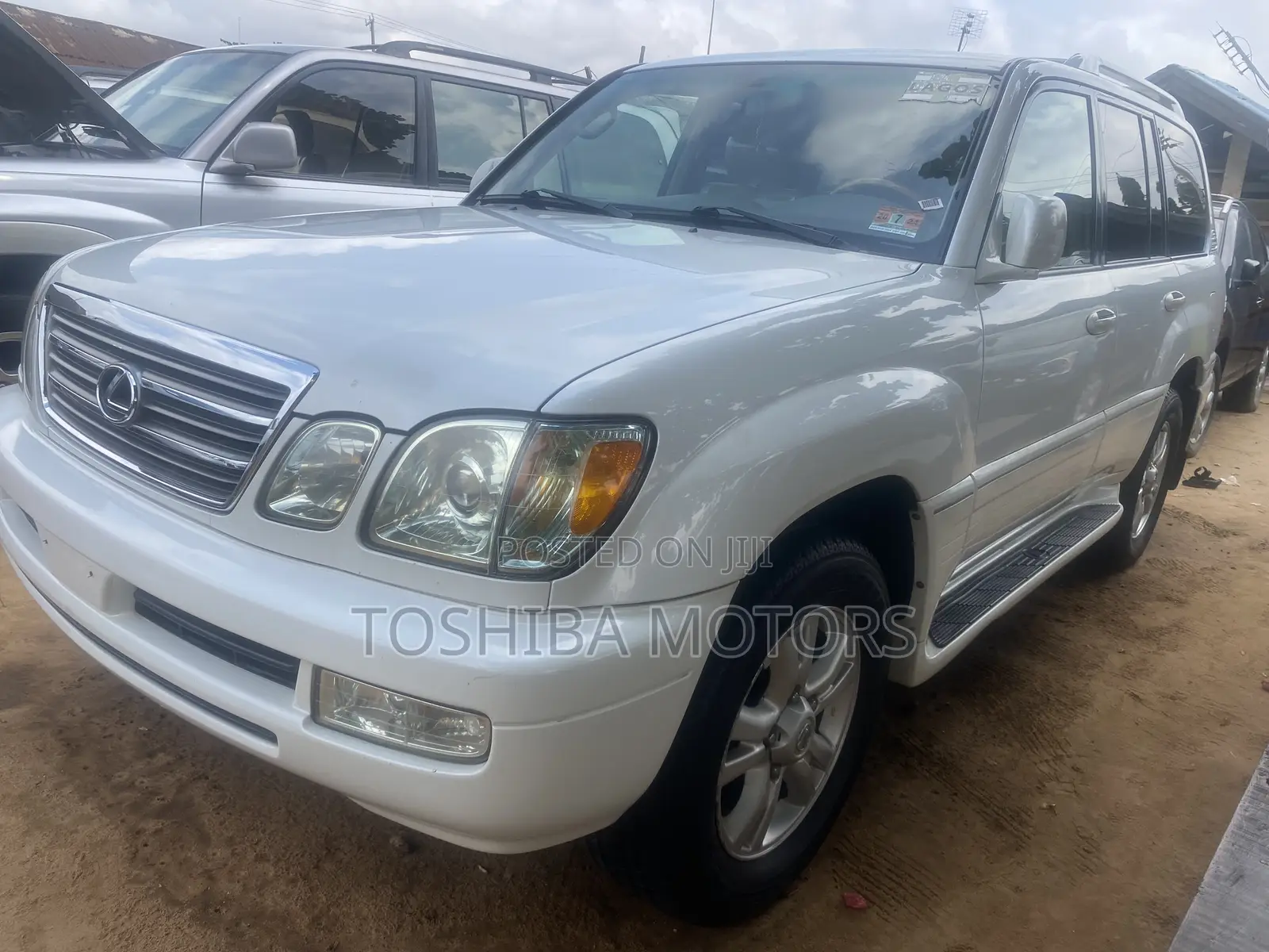 Lexus LX 470 AWD 2005 White