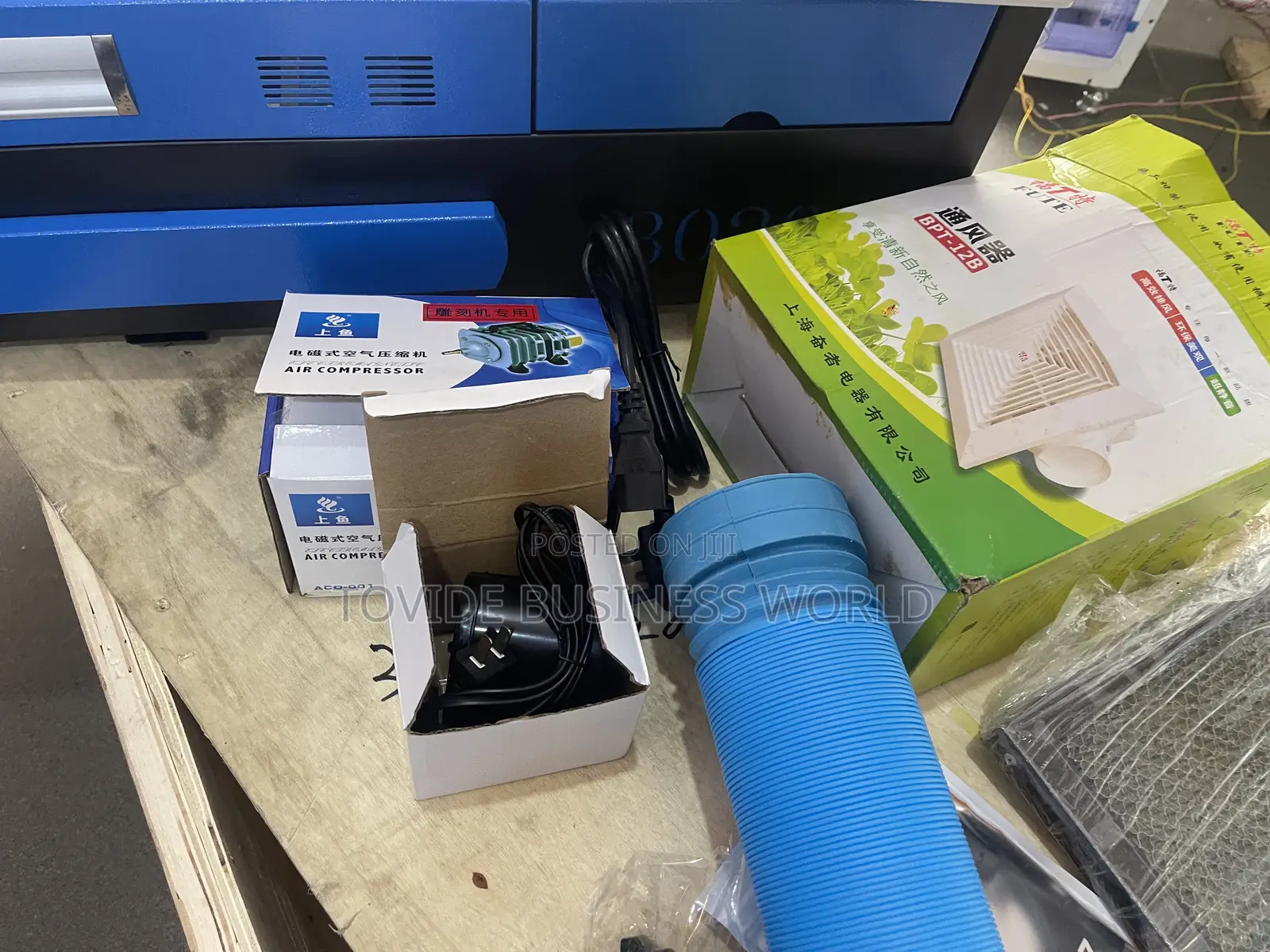40w Co2 Laser Cutter & Engraver 300mm × 200mm Work Area + Free Laptop