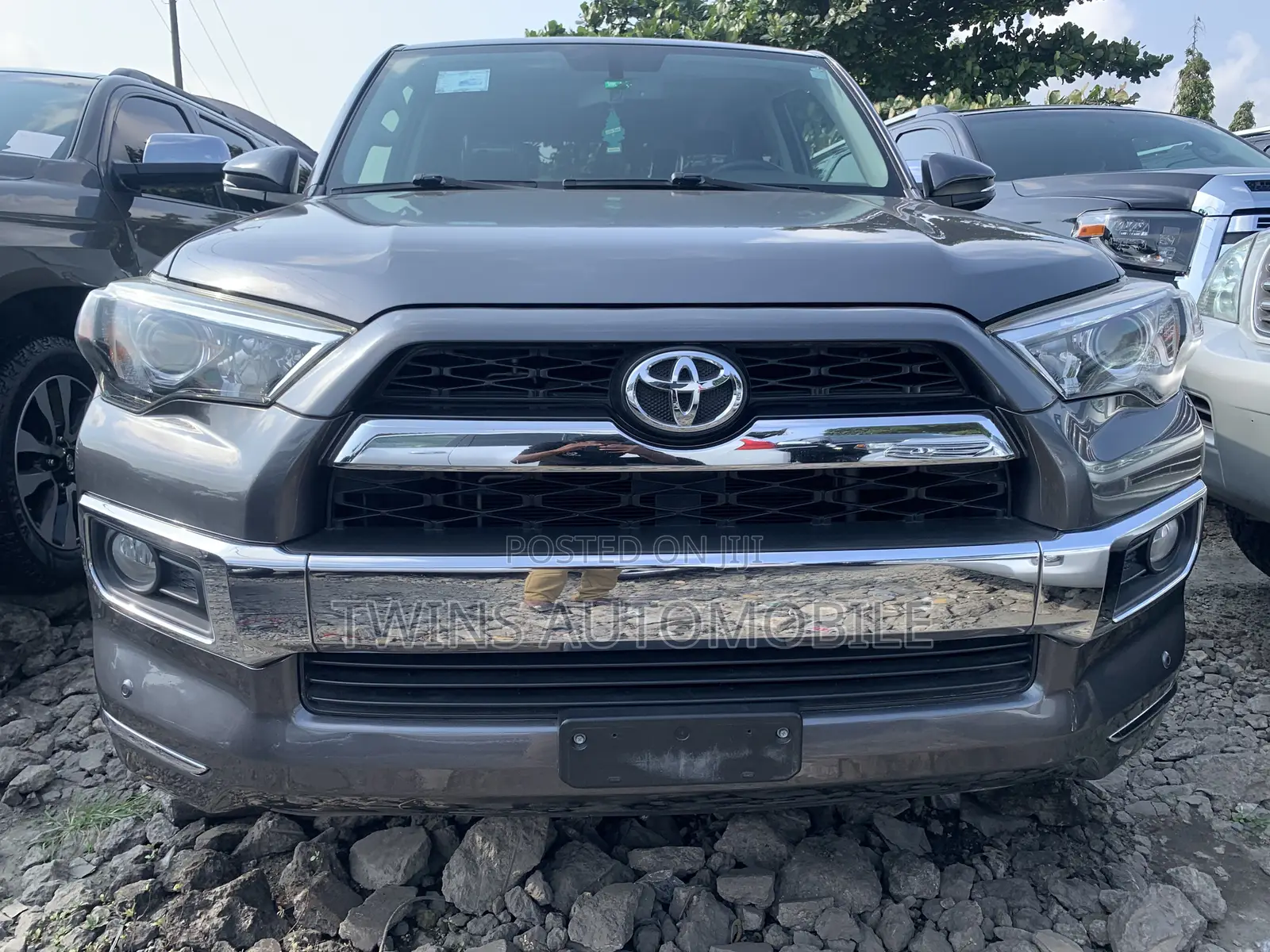 Toyota 4-Runner Limited 4dr SUV 4WD (4.0L 6cyl 5A) 2015 Gray