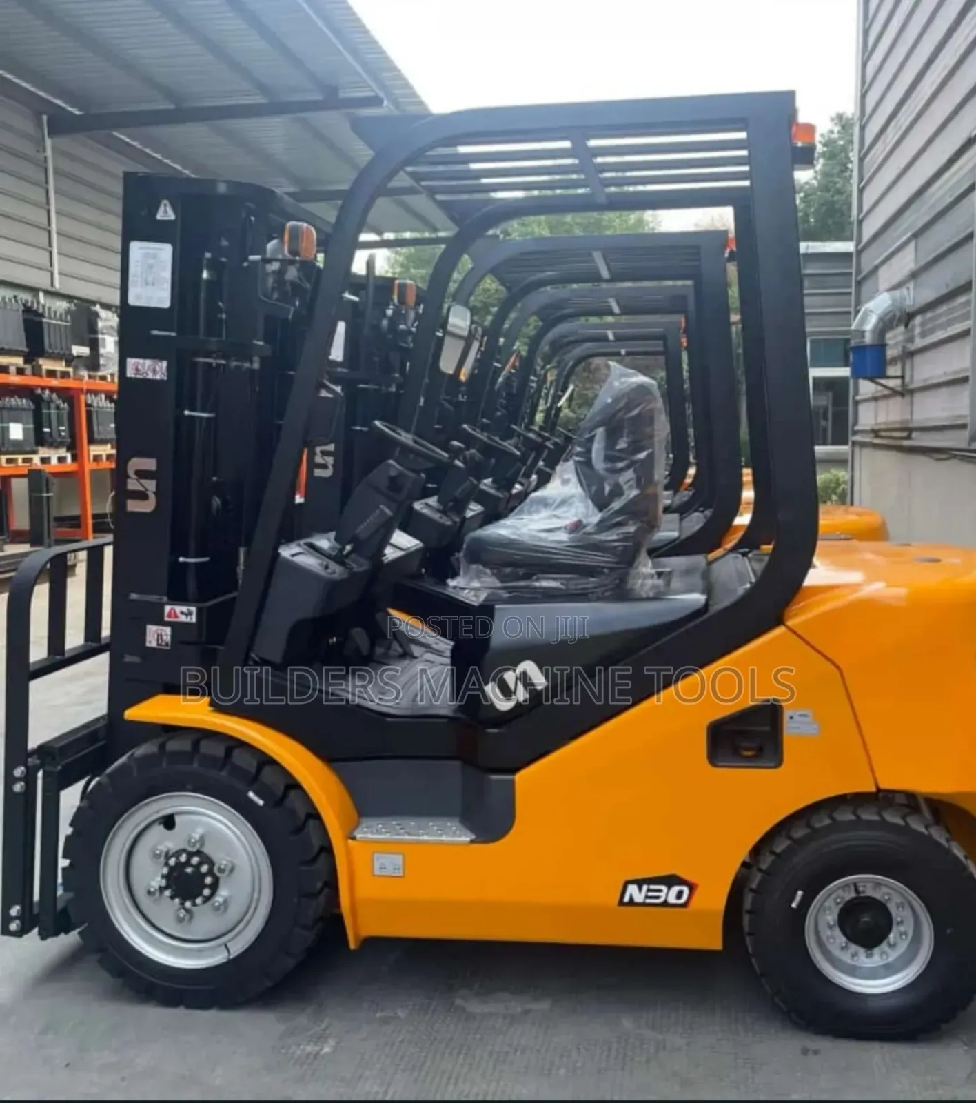 Un Forklift. 3ton Un Forklift