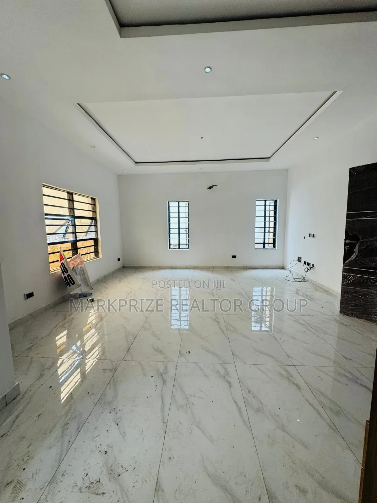 4bdrm Duplex in Allen Ikeja Lagos for sale