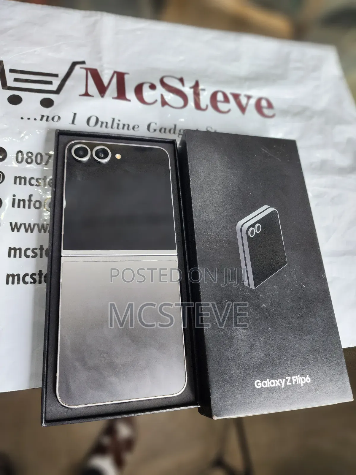 Samsung Galaxy Z Flip6 256 GB Gray