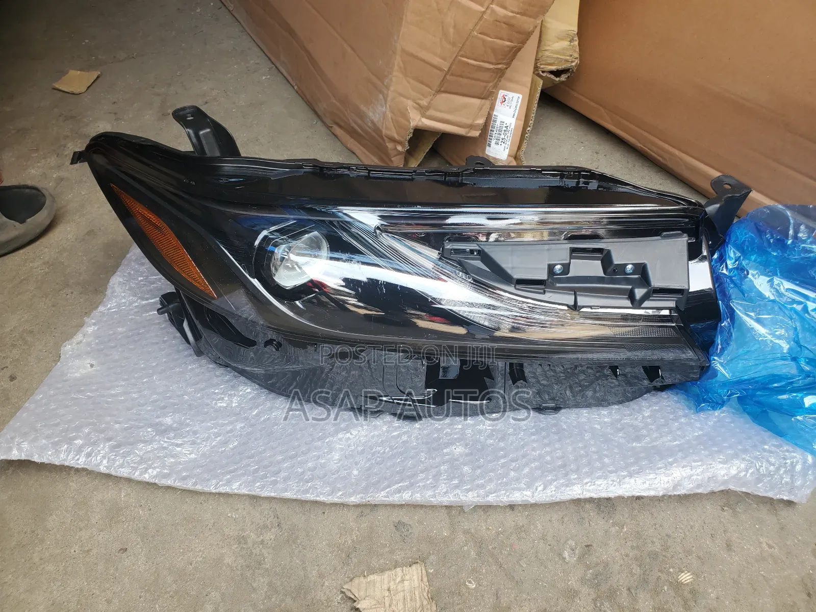 Headlamp for Toyota Camry 2025