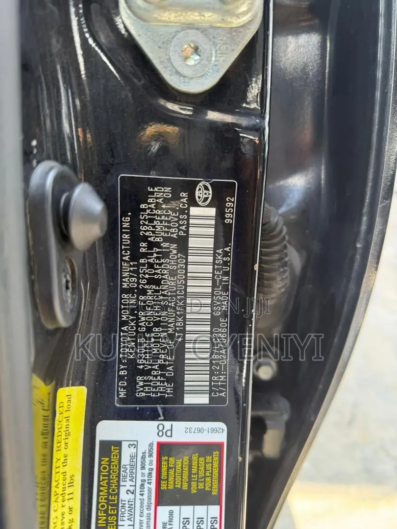 Toyota Camry SE V6 4dr Sedan (3.5L 6cyl 6A) 2012 Matt Black
