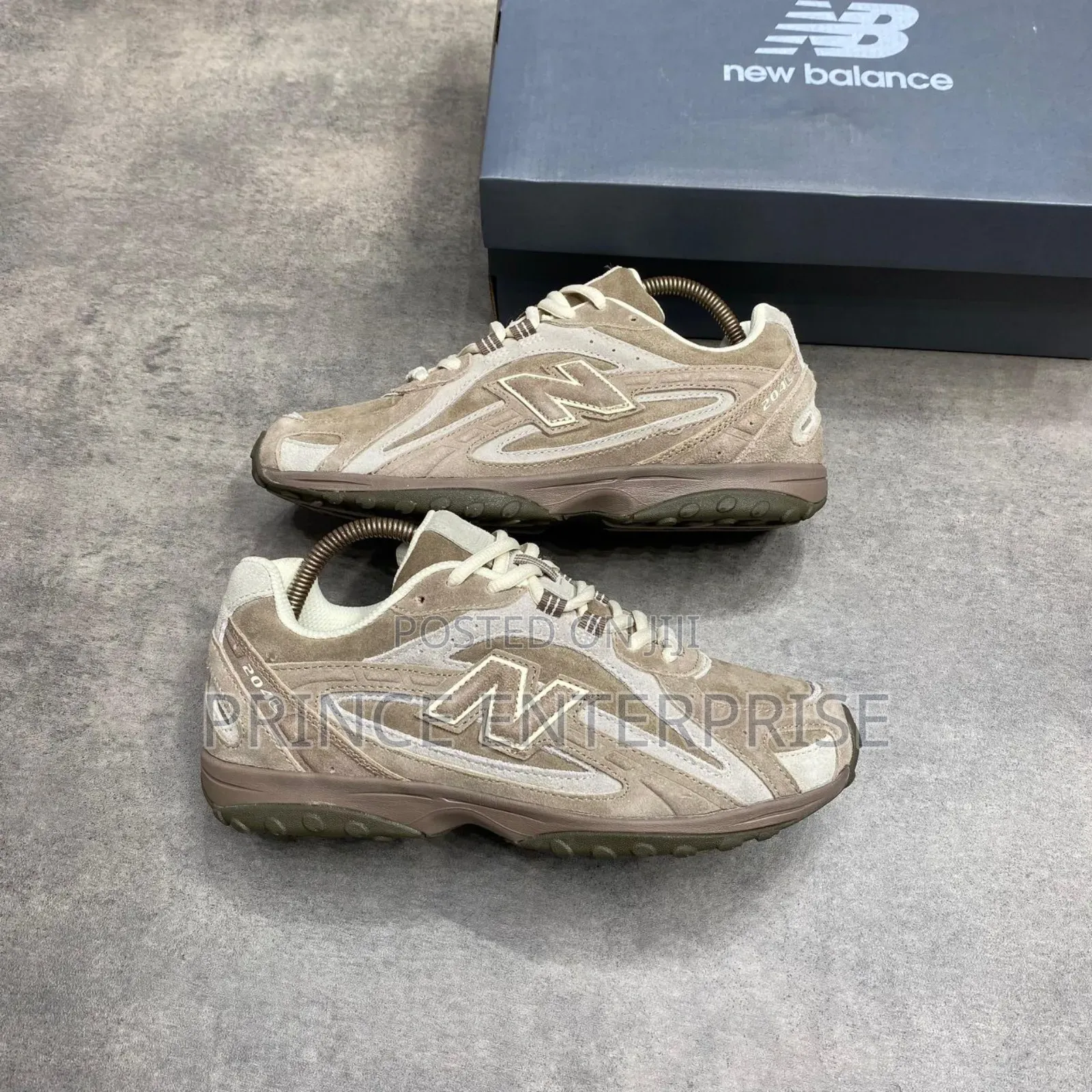 New Balance 204l Mushroom