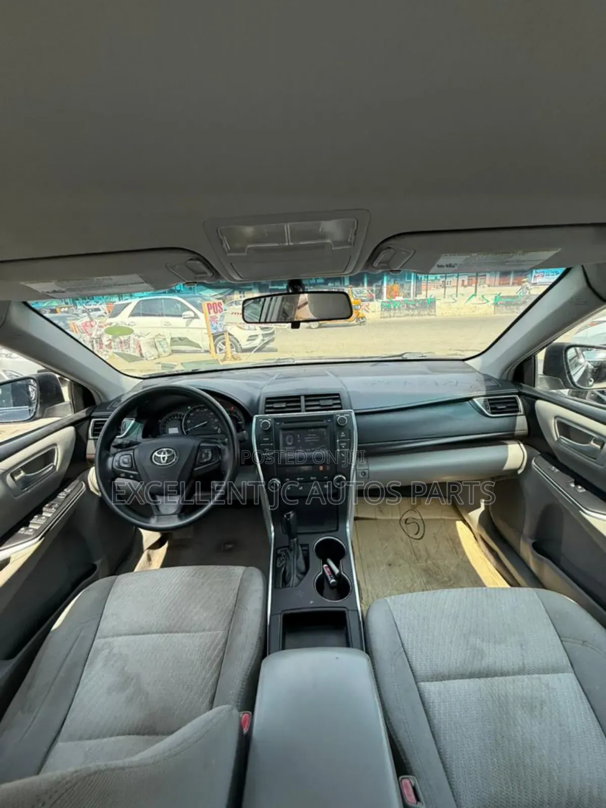 Toyota Camry LE 4dr Sedan (2.5L 4cyl 6A) 2016 Gray