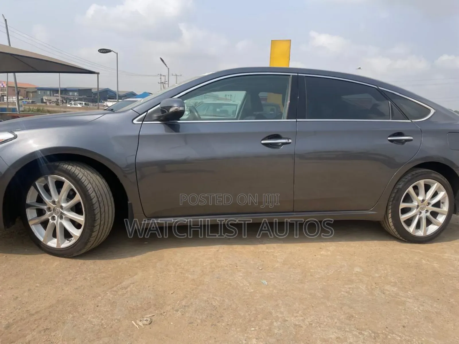 Toyota Avalon XLE 4dr Sedan (3.5L 6cyl 6A) 2014 Gray