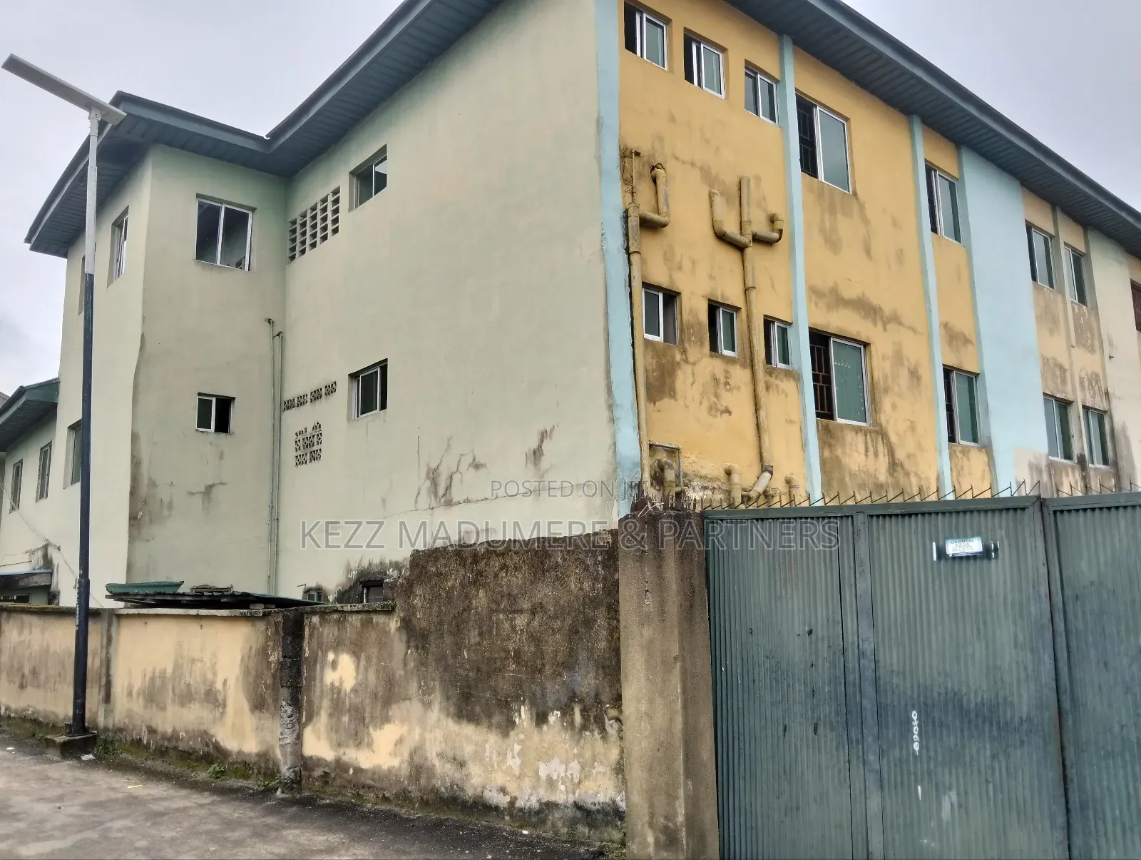 For Sale : Functional School in Rumuaghulu,Port Harcourt