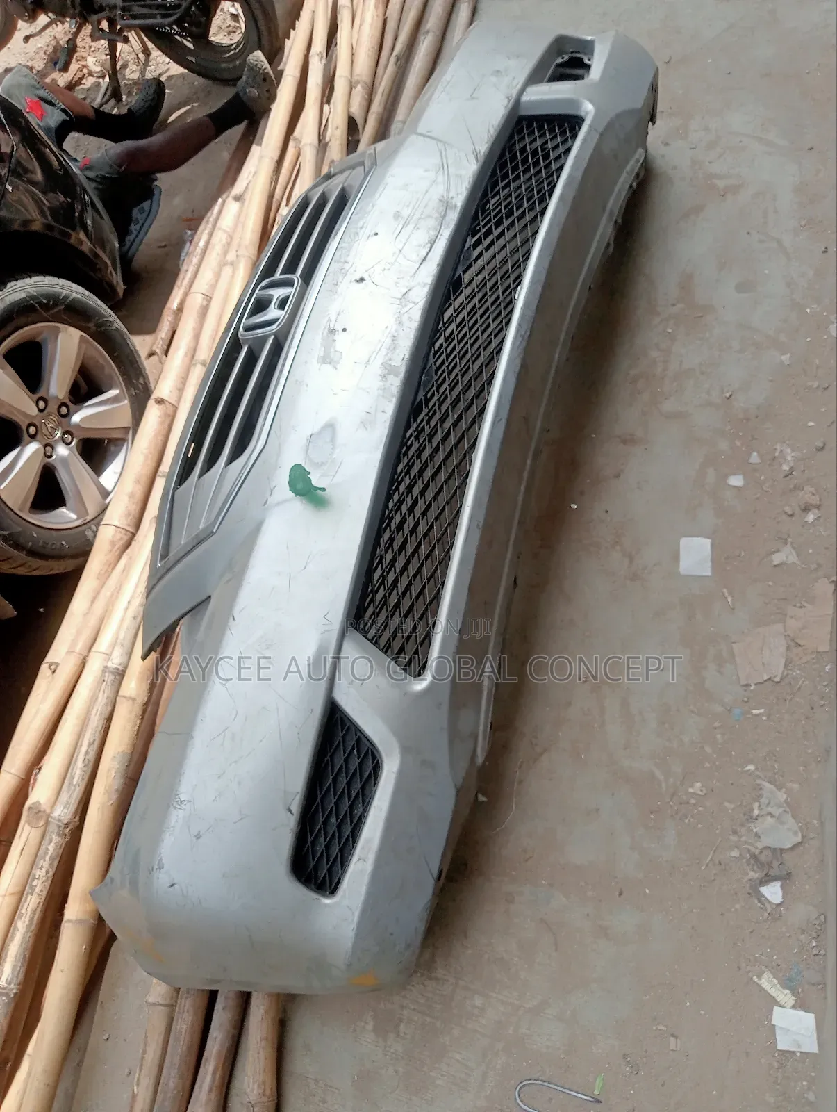 Complete Front Bumper Honda Odyssey 2009 Model