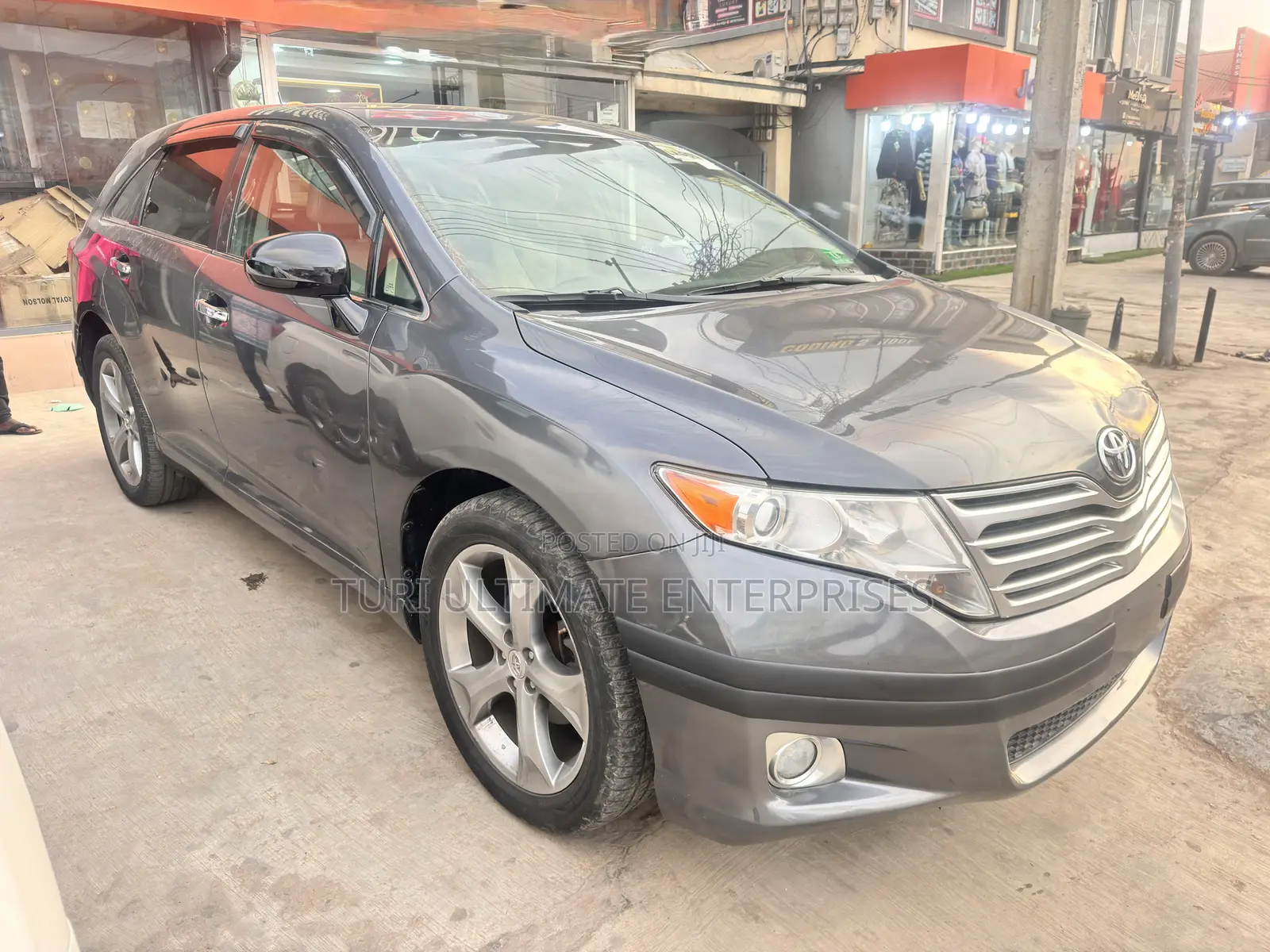 Toyota Venza V6 AWD 2012 Gray
