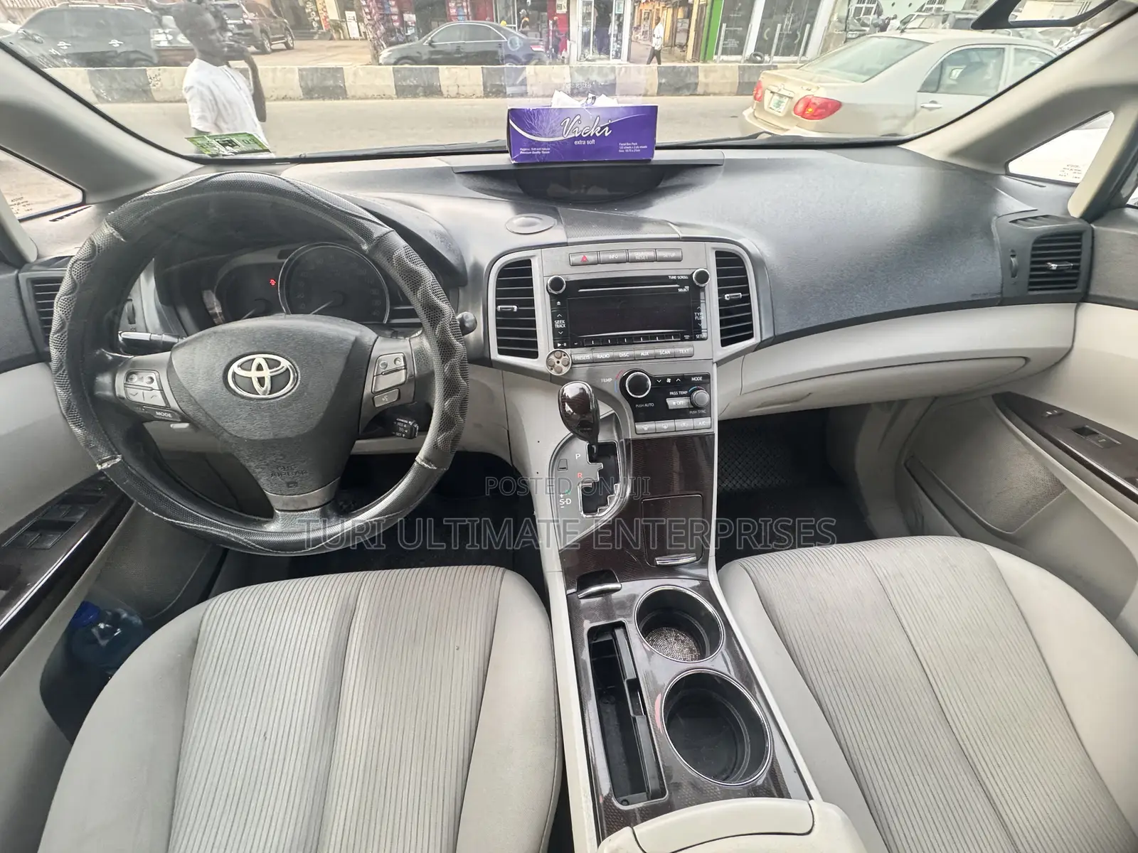 Toyota Venza V6 AWD 2012 Gray
