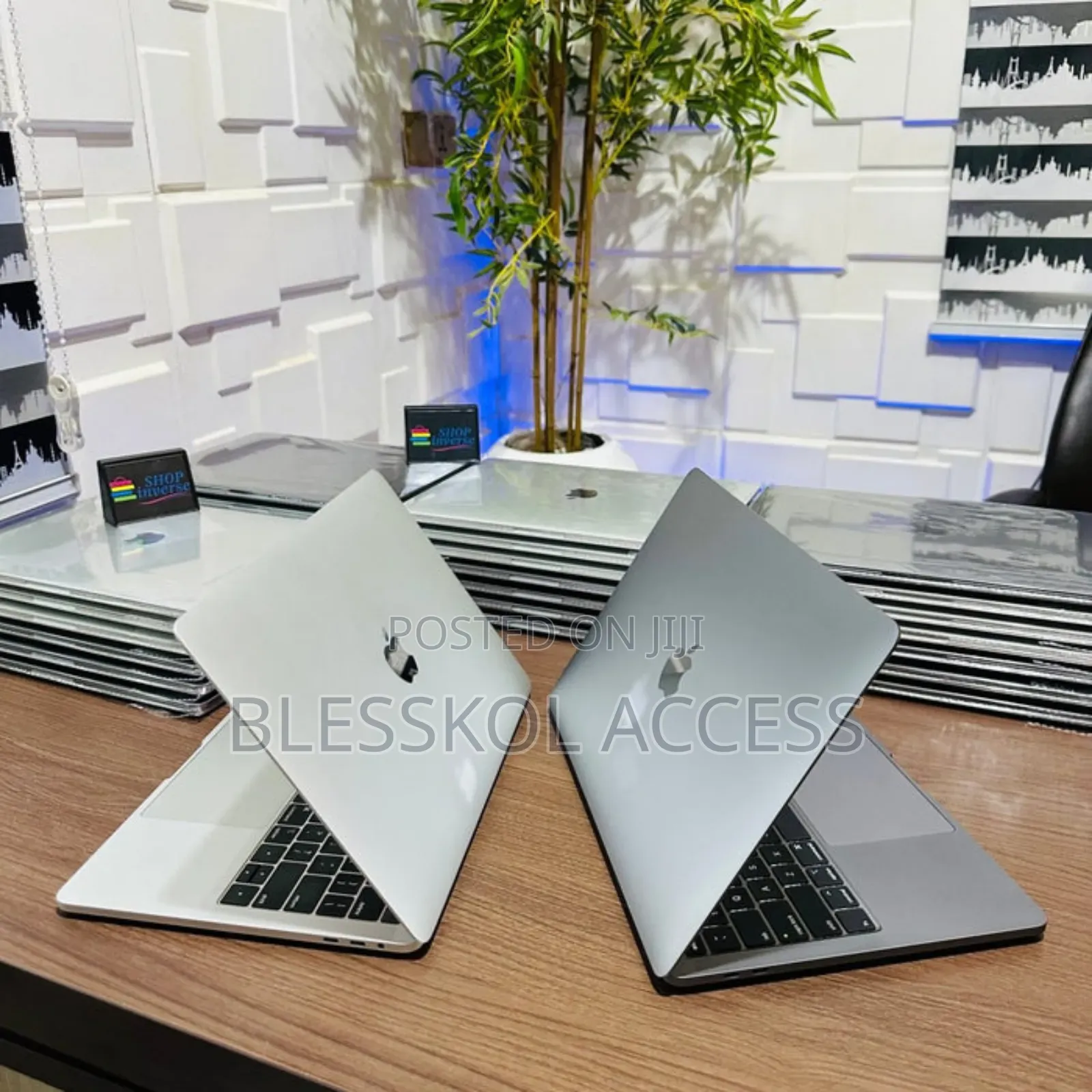Laptop Apple MacBook Pro 2019 8GB Intel Core I5 SSD 128GB