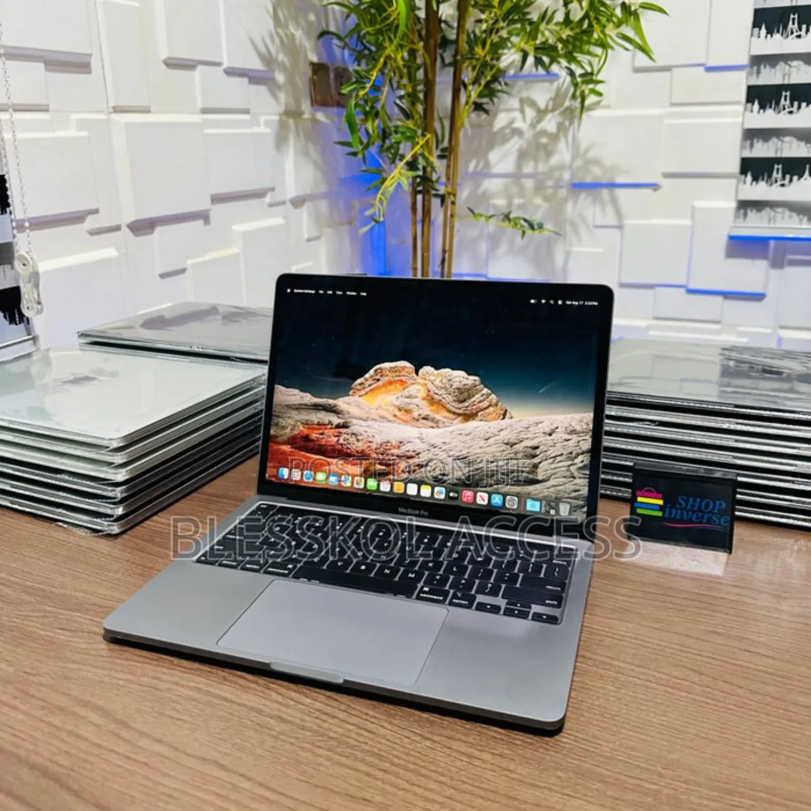 Laptop Apple MacBook Pro 2019 8GB Intel Core I5 SSD 128GB