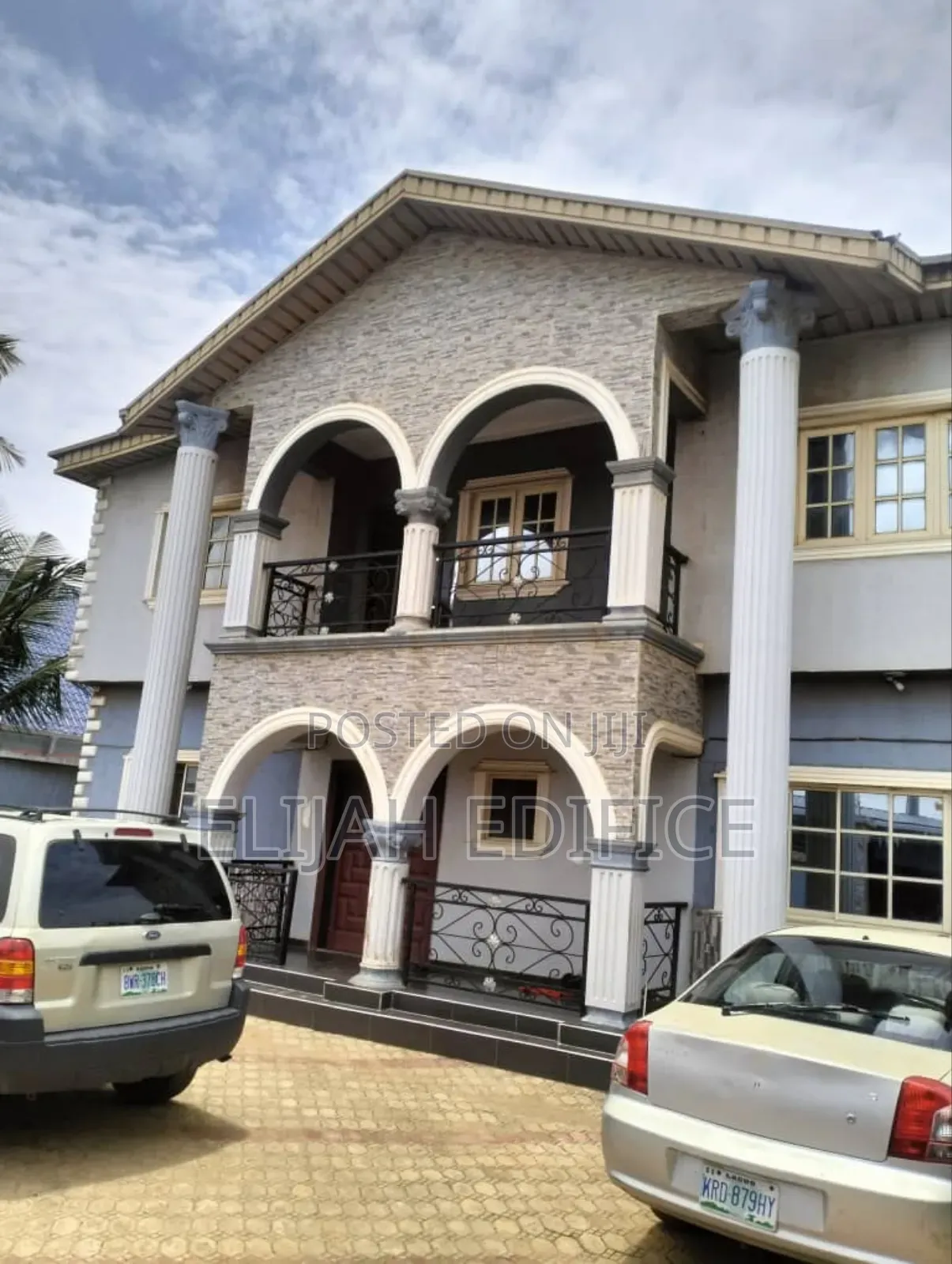 Furnished 12bdrm Block of Flats in Idimu, Ejigbo / Ejigbo for sale