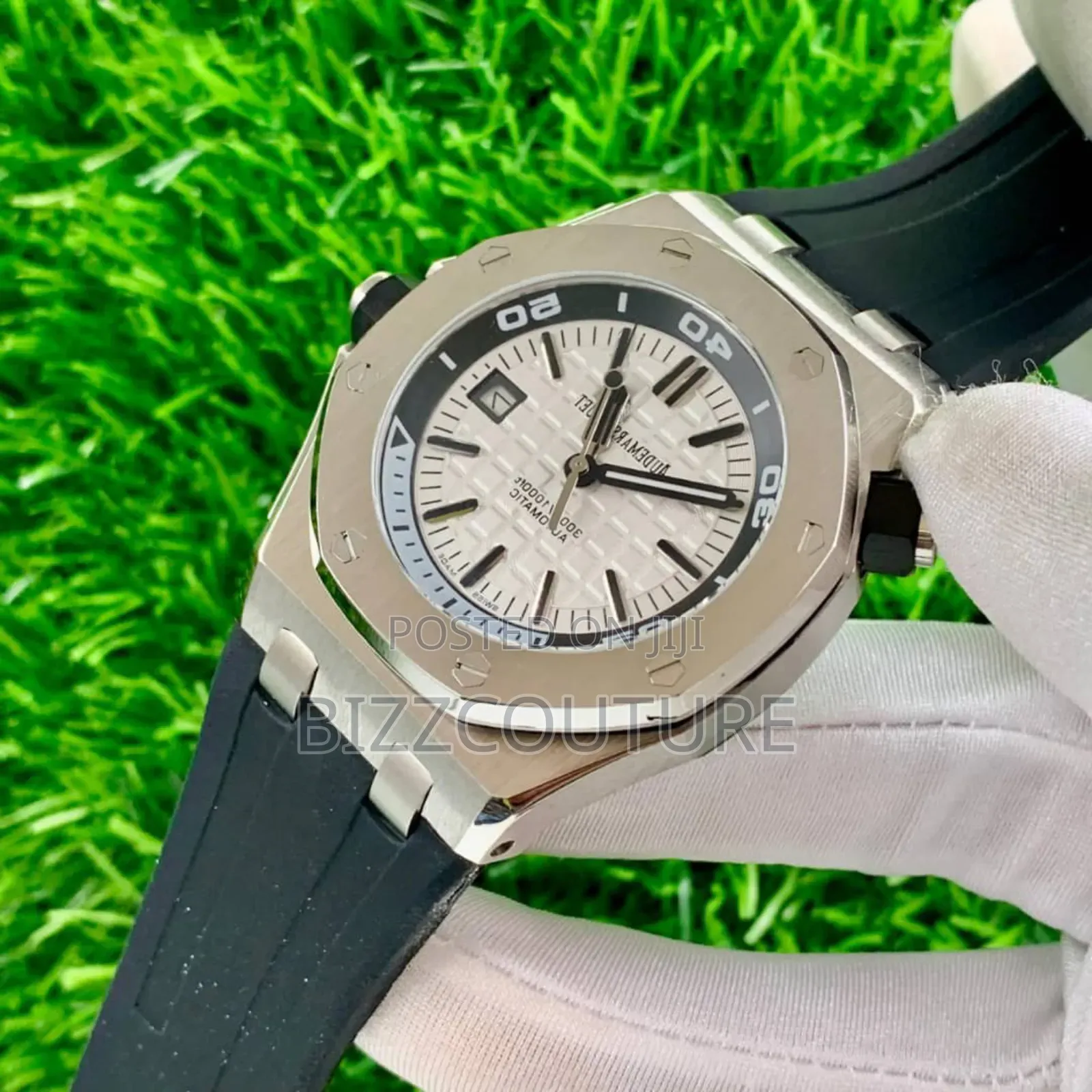 Original Audemars Piguet Black Rubber Strap Calendar Quartz Watch