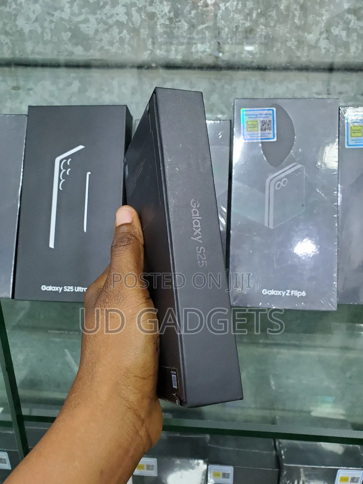 New Samsung Galaxy S25 128 GB Green