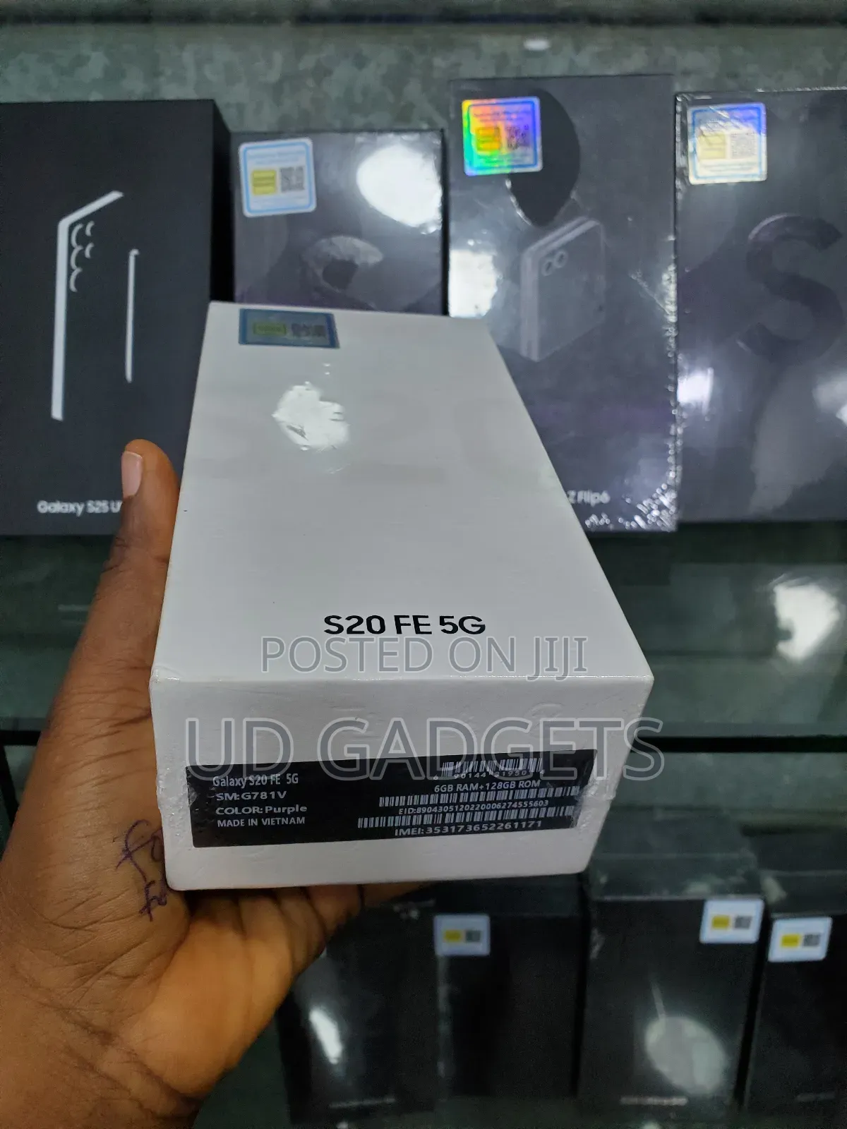 New Samsung Galaxy S20 FE 128 GB Purple