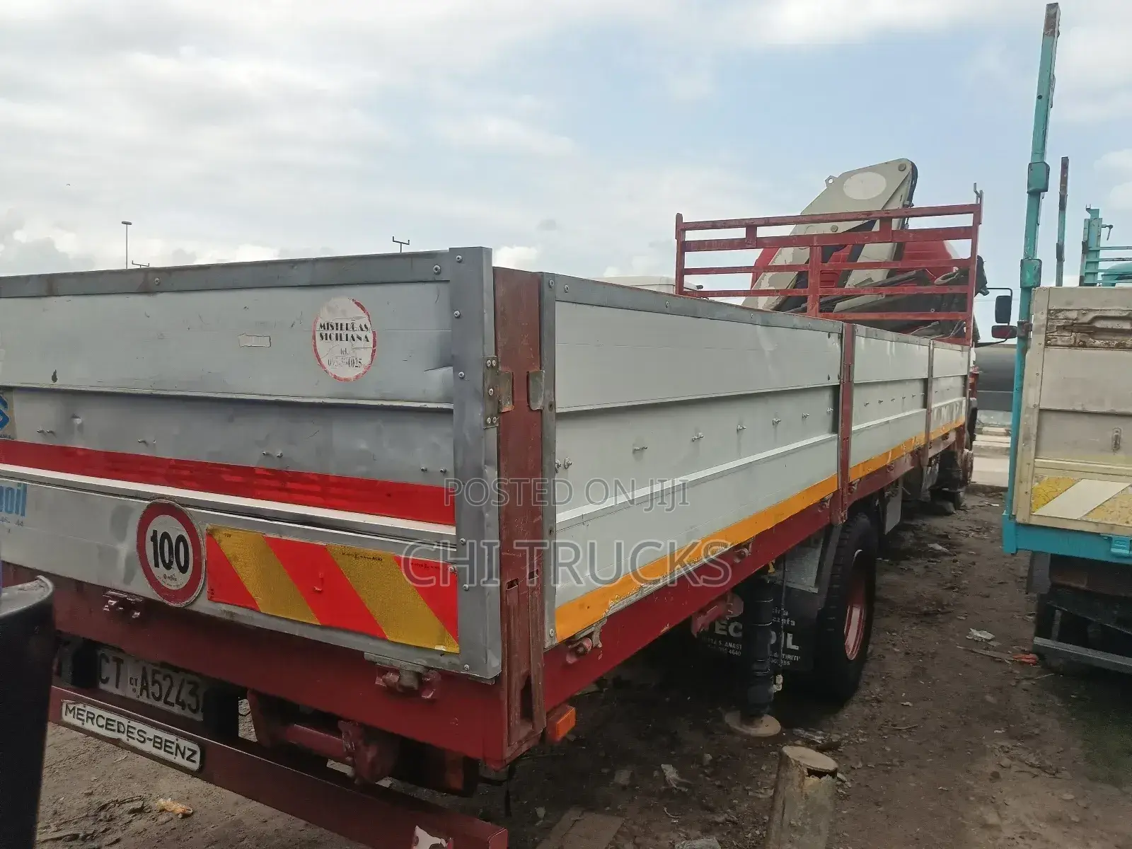 Mercedes Benz Crane Operator Truck