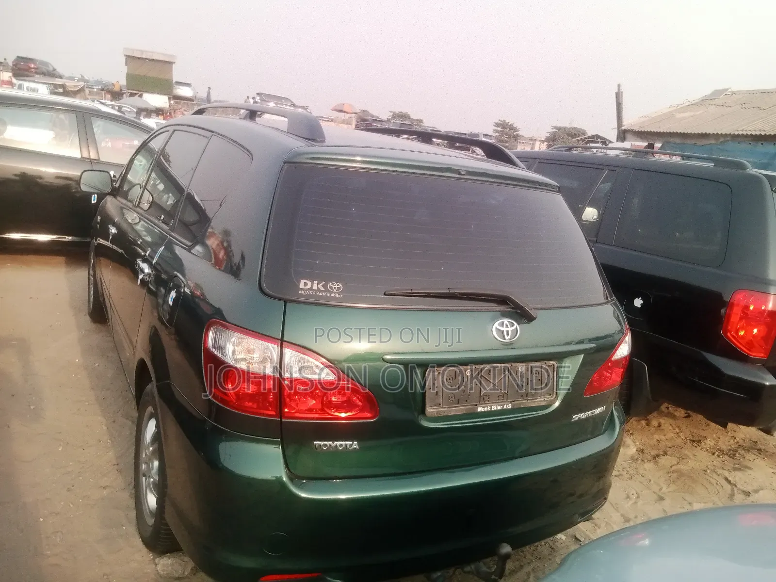 Toyota Avensis Verso 2006 Green