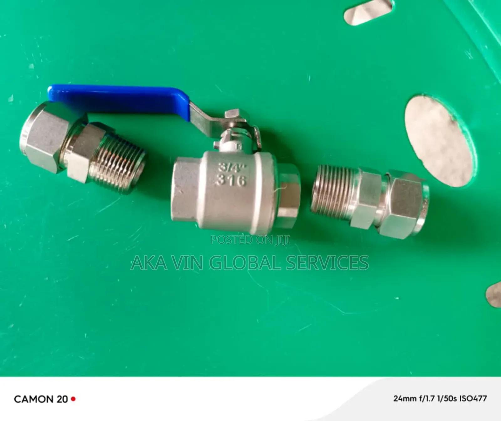 Ball Valve 3/4 In. Swagelok Tube Fitting, Locking Lever Handle