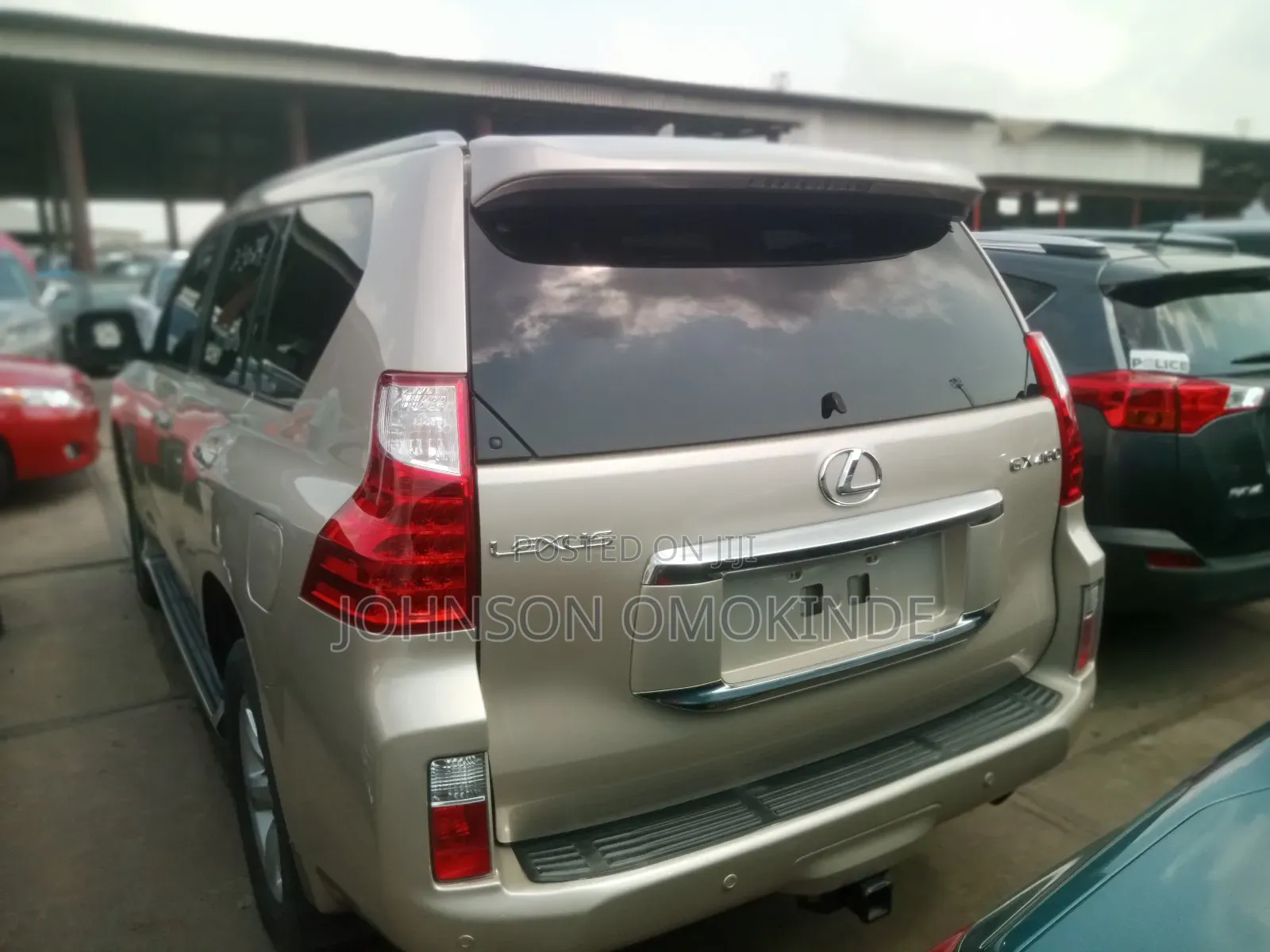 Lexus GX 460 Base 2013 Gold