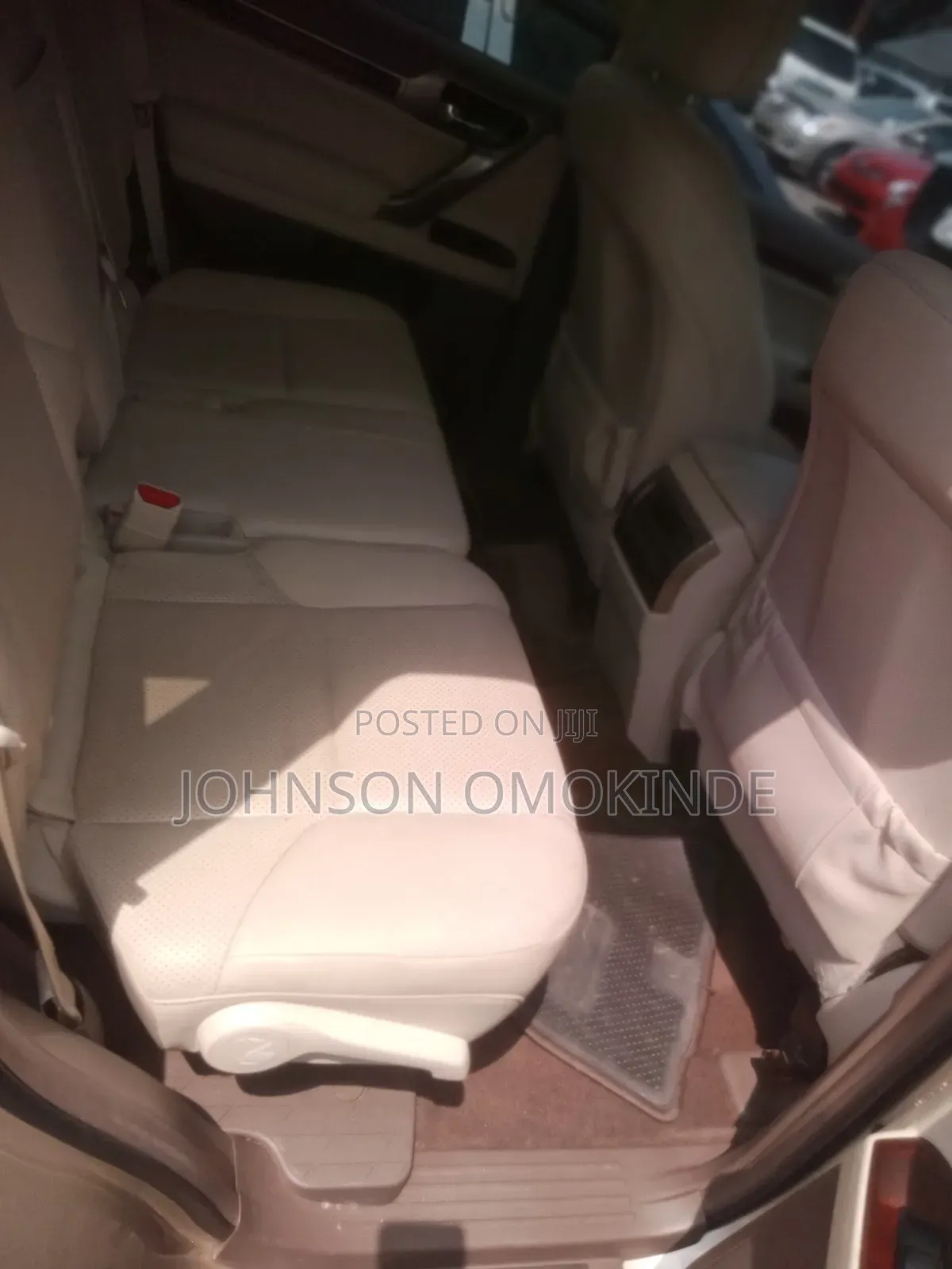 Lexus GX 460 Base 2013 Gold