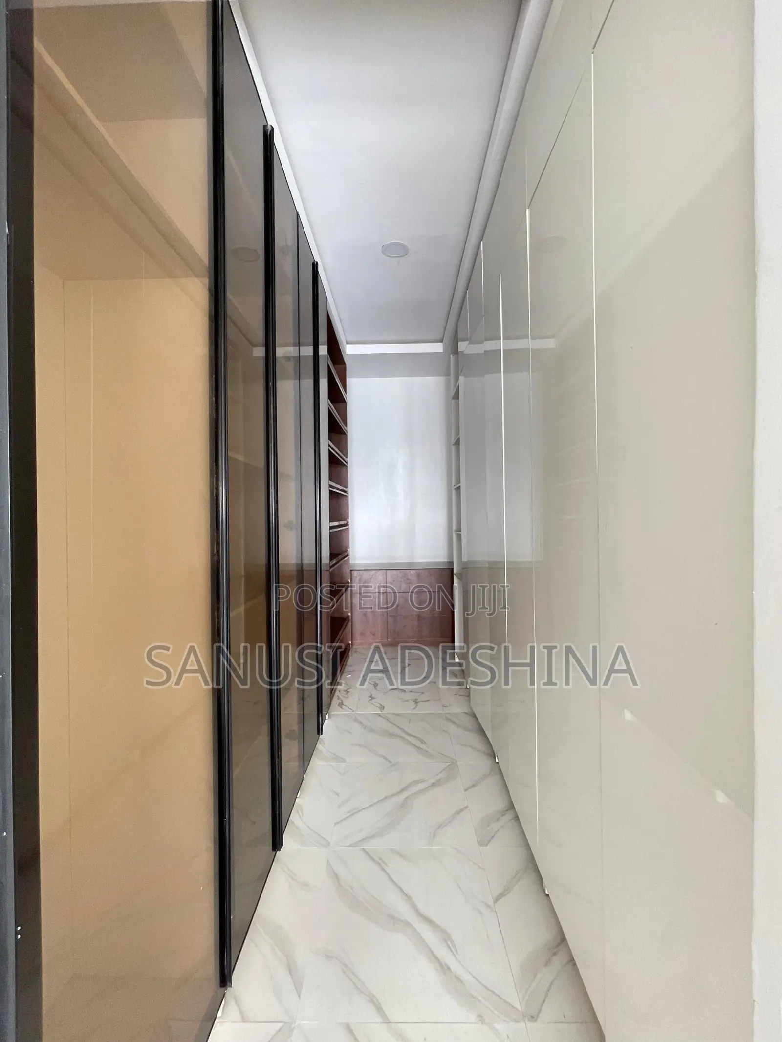3bdrm Block of Flats in Jahi Gilmore for sale