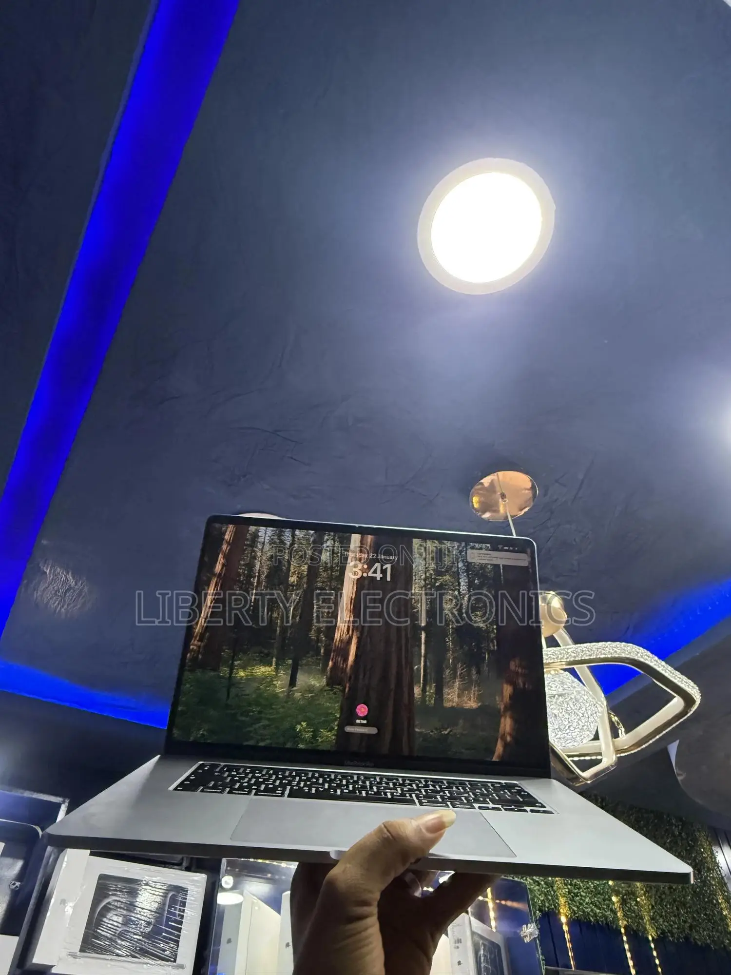 Laptop Apple MacBook Pro 2019 16GB Intel Core i7 SSD 512GB