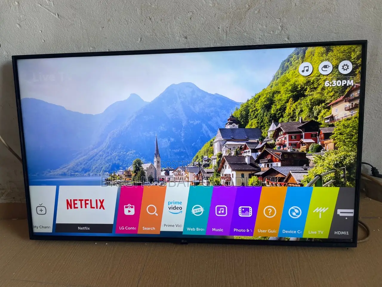Lg 43 Inches Full Smart Tv With Free Netflix Acct Mirroring Cast Tv