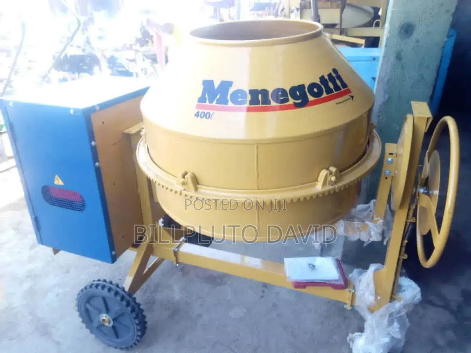 Menegotti Concrete Mixer, Model 5001.