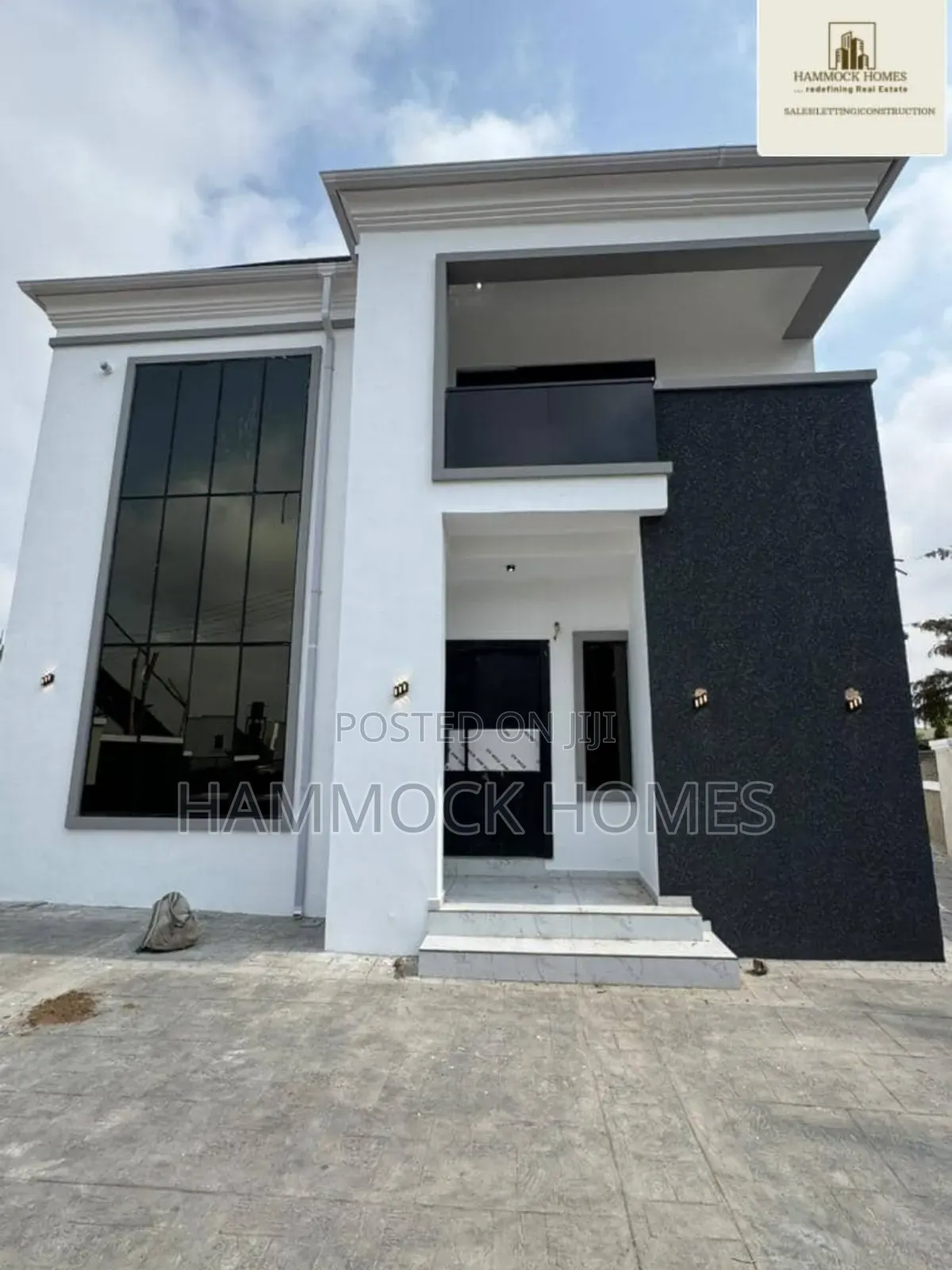 5bdrm Duplex in Carlton Gate Estate, Akobo for sale