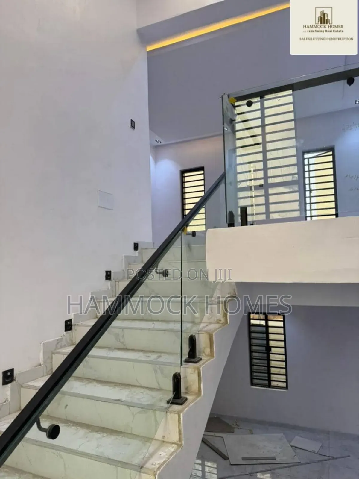 5bdrm Duplex in Carlton Gate Estate, Akobo for sale