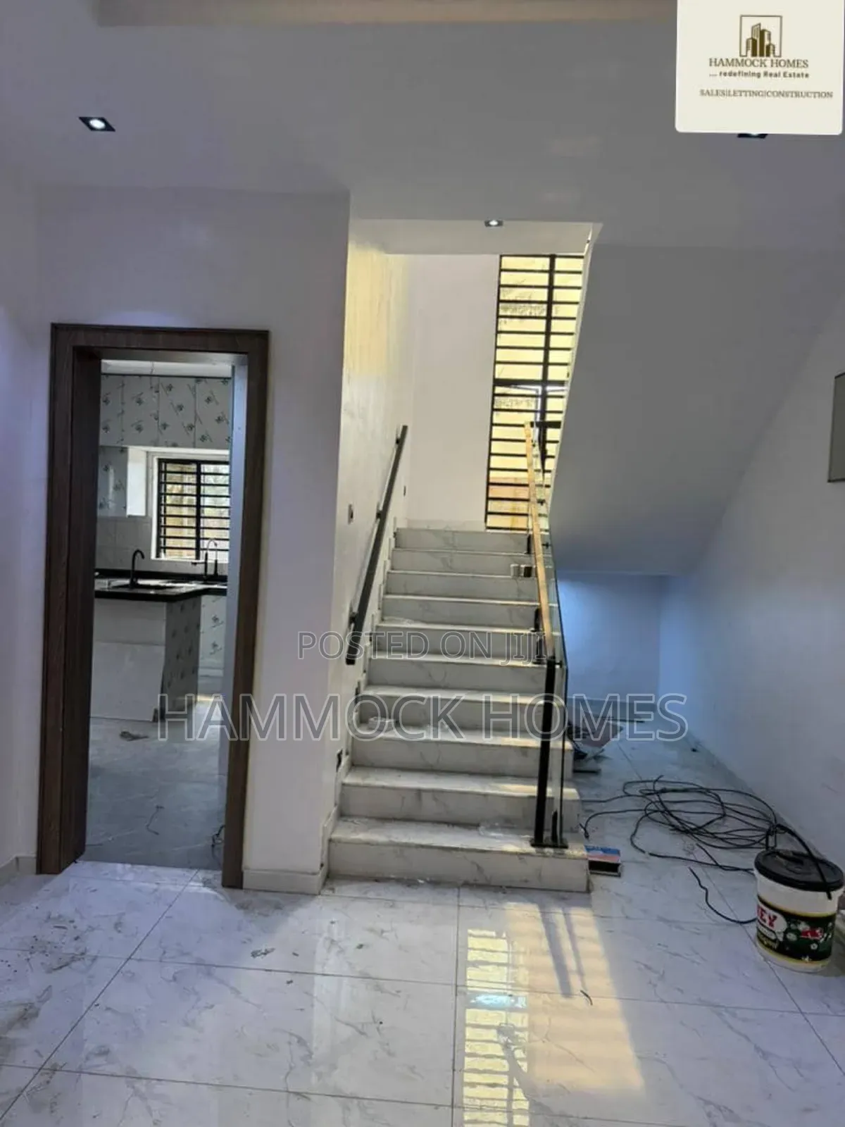 5bdrm Duplex in Carlton Gate Estate, Akobo for sale