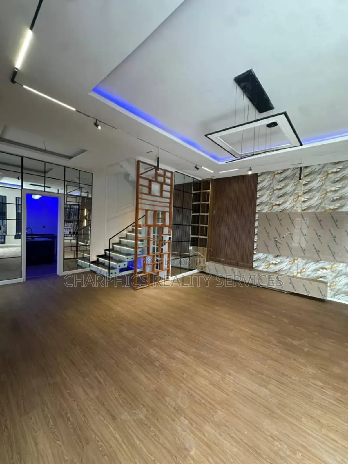 5bdrm Duplex in Lekki, Osapa london for sale