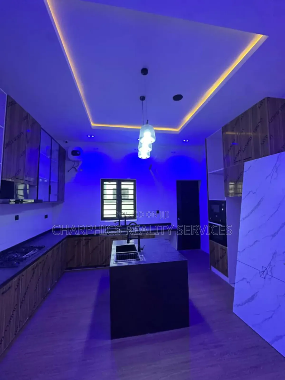 5bdrm Duplex in Lekki, Osapa london for sale