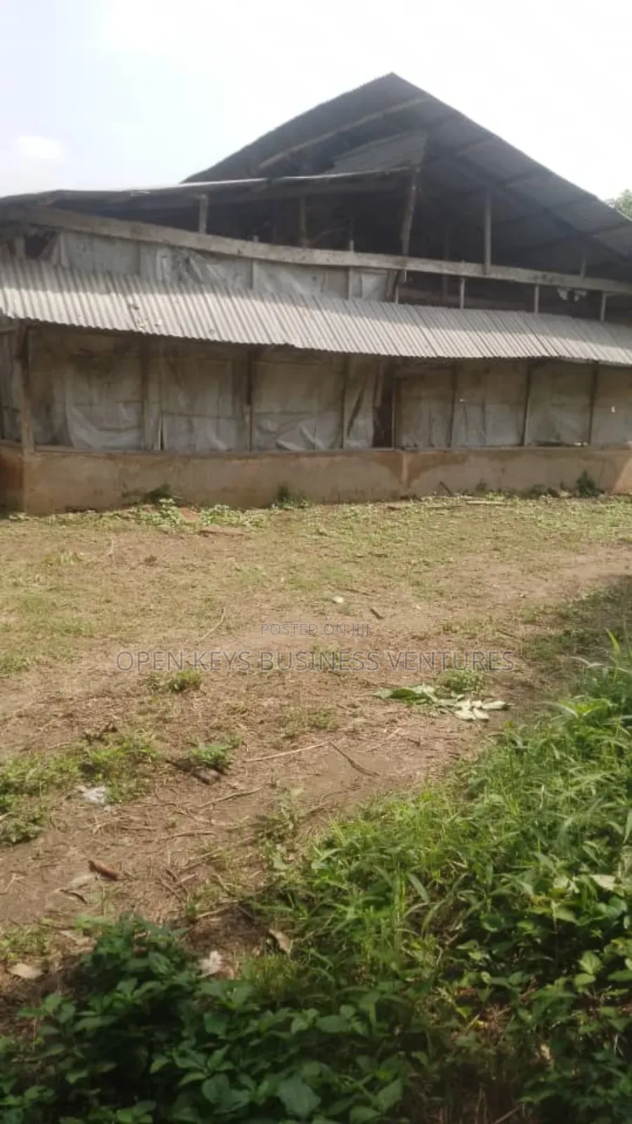 A Poultry Farm on 1 Acre of Land at Abudoro Olorunda Abaa,Ibadan